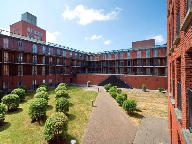 Vuursteen 27, Den Haag