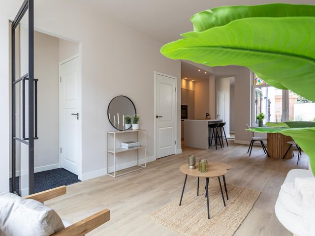 Kenaustraat 8, 'S-Gravenhage