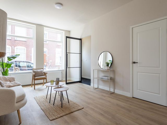 Kenaustraat 8, 'S-Gravenhage