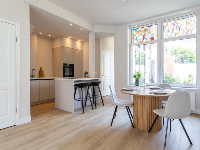 Kenaustraat 8, 'S-Gravenhage