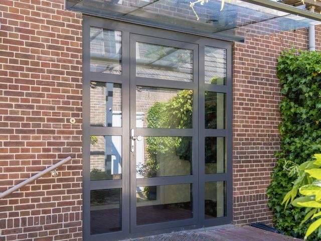 Rondweg 46, Zegveld