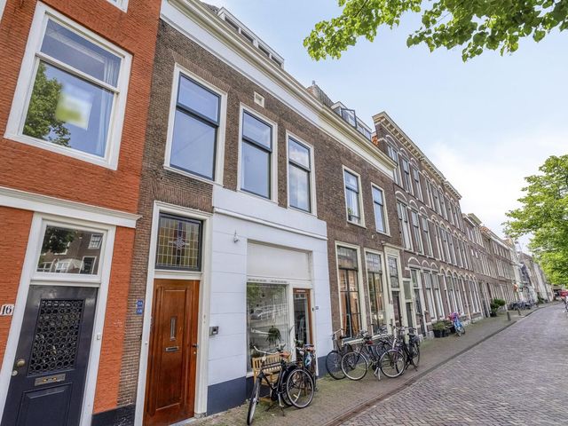 Utrechtse Veer 15, Leiden