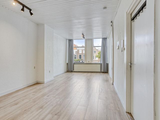 Utrechtse Veer 15, Leiden
