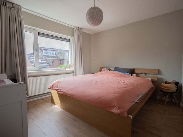 Pieter de Hooghstraat 9, Heemskerk