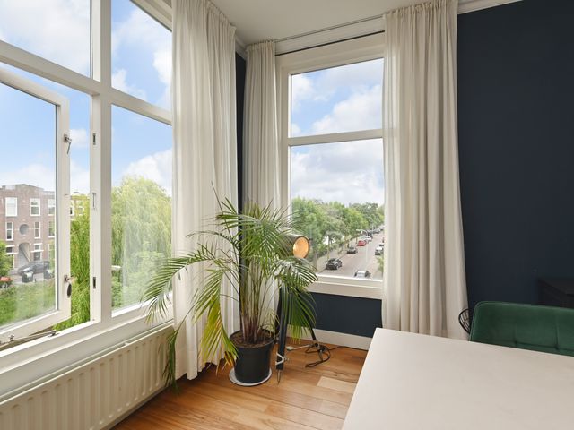 Valkenboskade 350, Den Haag