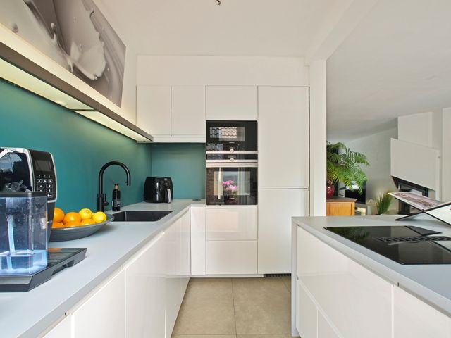Bos en Vaartlaan 11, Amstelveen