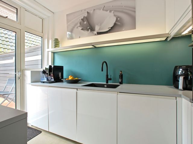 Bos en Vaartlaan 11, Amstelveen