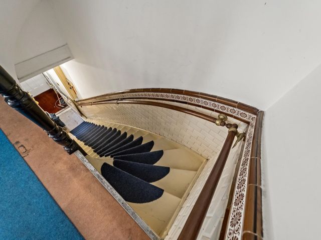 Waldeck Pyrmontkade 30, Den Haag