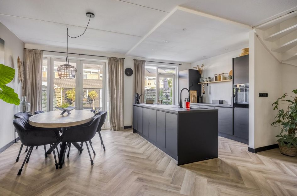 C. J. Colijnstraat 11