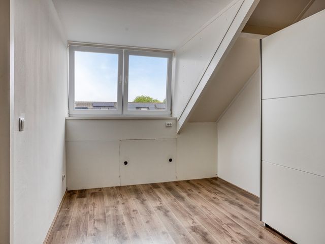 Meedhuizenstraat 39, Tilburg
