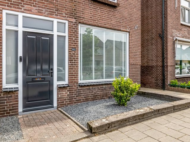 Prins Bernhardlaan 152, Veenendaal