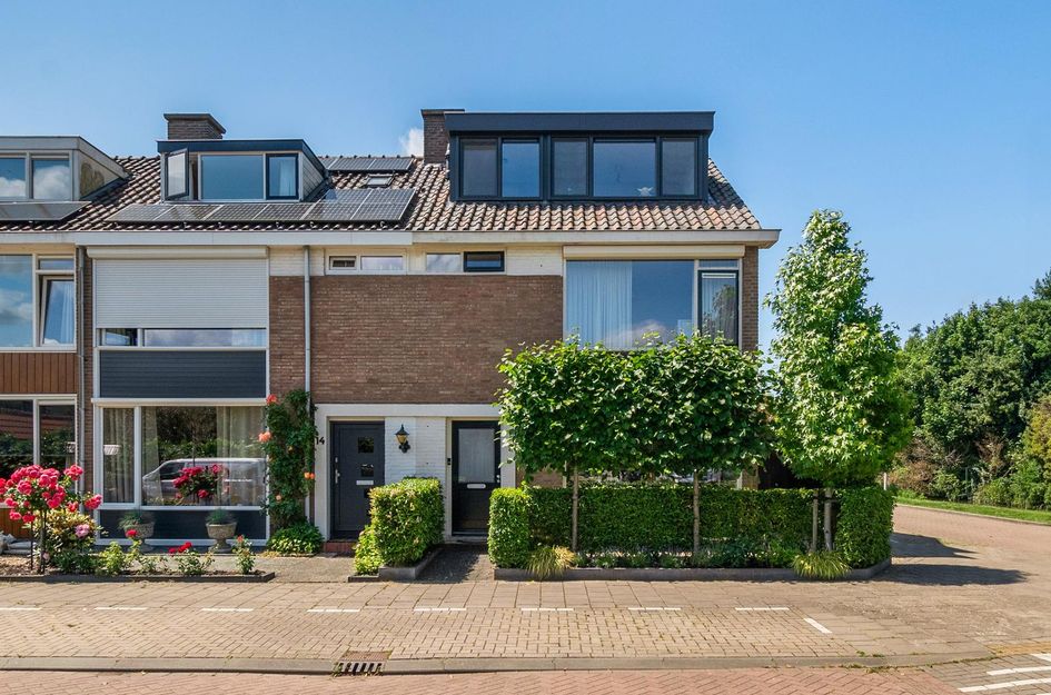 van Waldeck-Pyrmontstraat 16