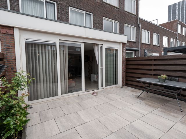 Koninginnestraat 79, 's-Gravenhage