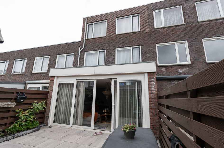 Koninginnestraat 79