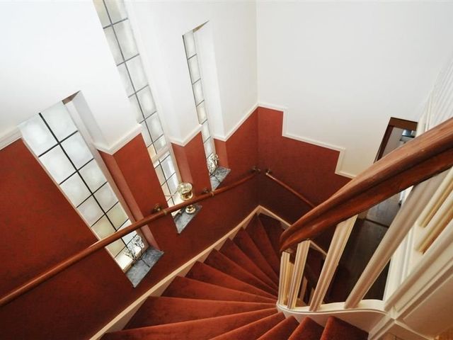 Neuhuyskade 1, 's-Gravenhage