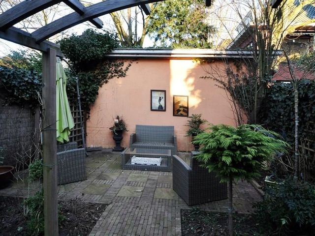 Neuhuyskade 1, 's-Gravenhage