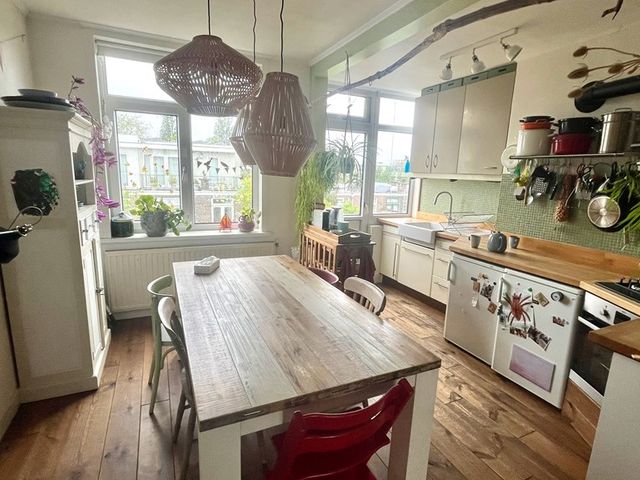 Asterstraat 22, 's-Gravenhage