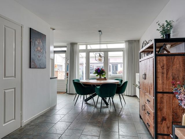 Burgemeester van Heesbeenstraat 7, Vlijmen