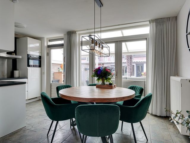 Burgemeester van Heesbeenstraat 7, Vlijmen