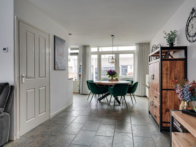 Burgemeester van Heesbeenstraat 7, Vlijmen