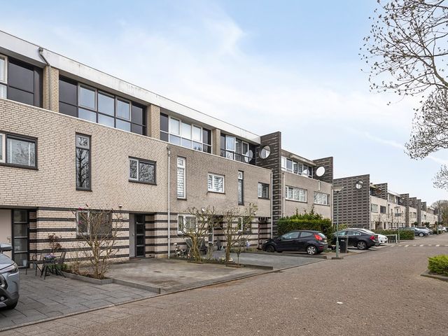 Chico Mendesring 562, Dordrecht