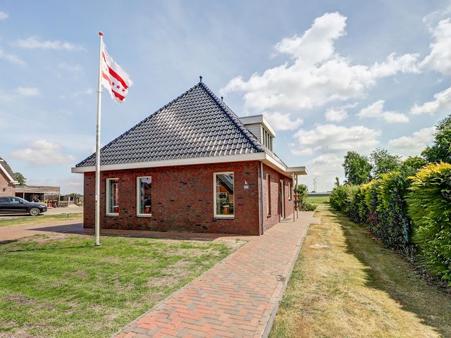 Oosterdiep OZ 100, Emmer-Compascuum