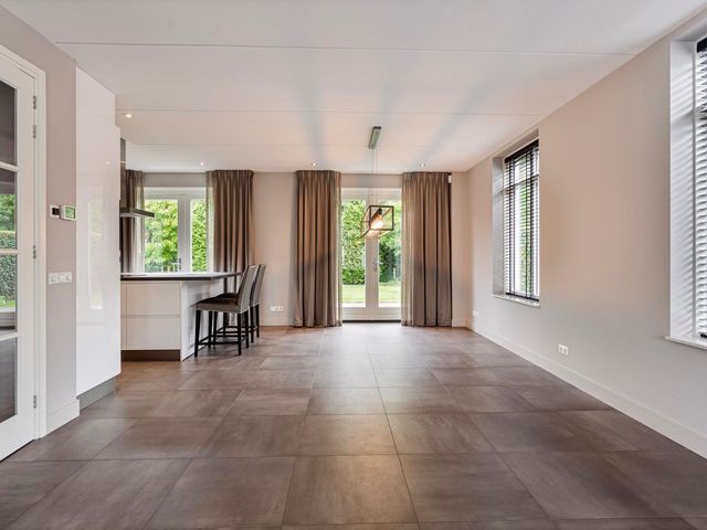 Guldenroedelaan 8hs, Amstelveen