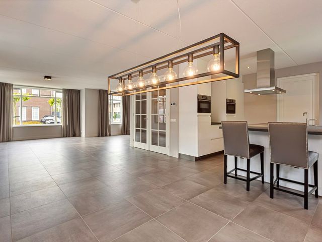 Guldenroedelaan 8hs, Amstelveen