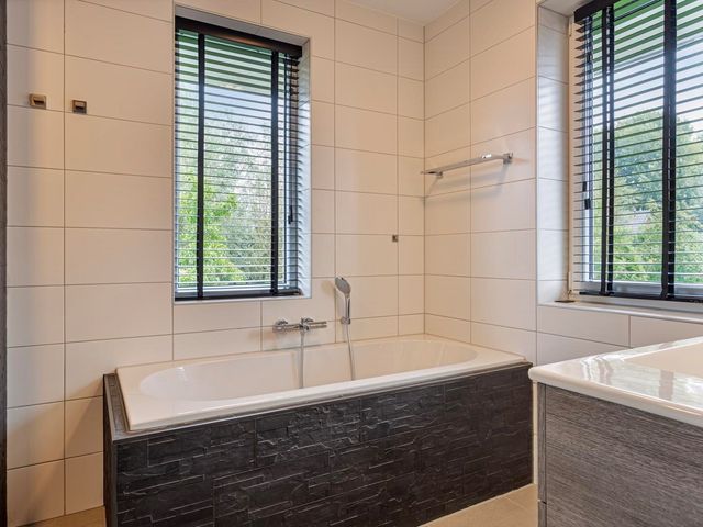 Guldenroedelaan 8hs, Amstelveen
