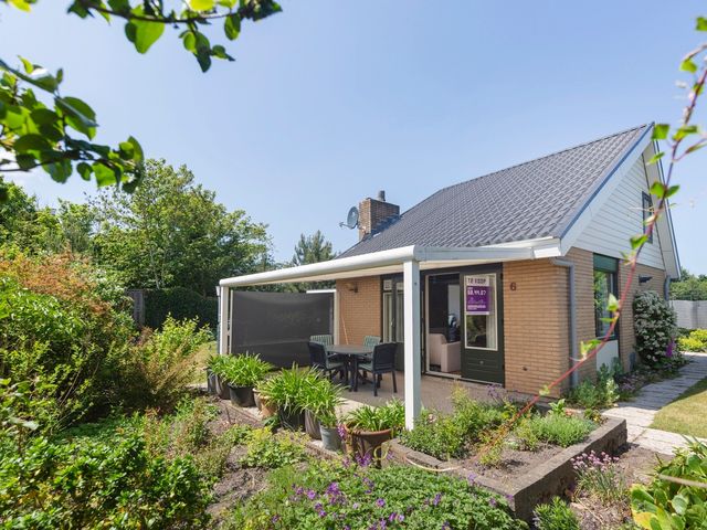 Het Oude Nieuwland 6, Ouddorp