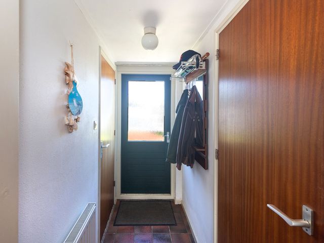 Het Oude Nieuwland 6, Ouddorp