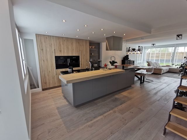 Savelsbos 34, Hoofddorp
