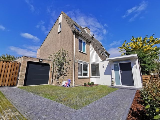Savelsbos 34, Hoofddorp