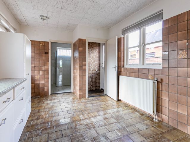 Noordeinde 28, Leimuiden
