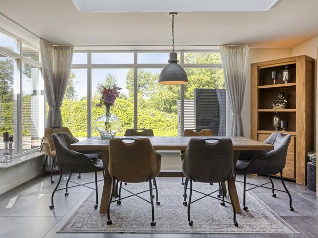 Vinkelsestraat 145, Vinkel