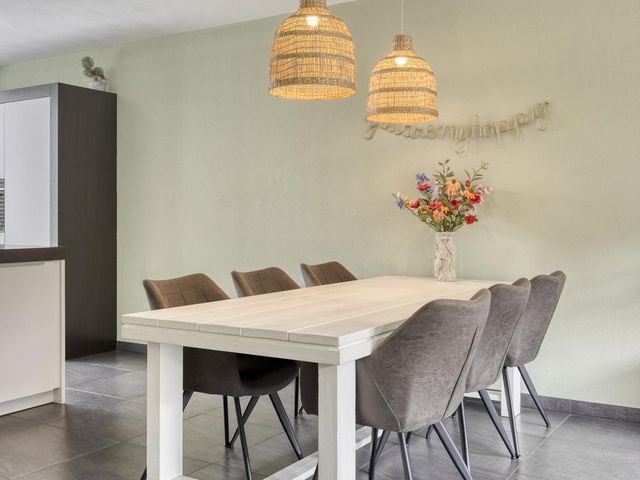 Vleutloop 42, Heesch