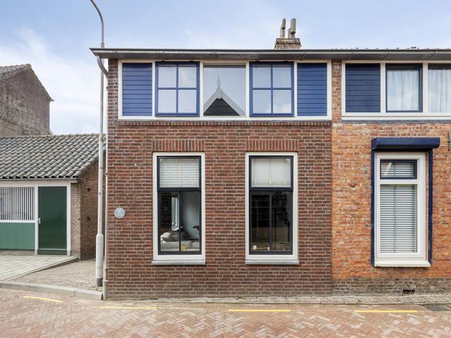 Poststraat 16, Nieuwerkerk