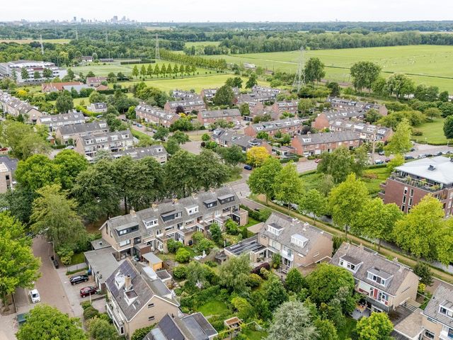 Rouboslaan 28, Voorschoten