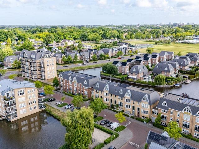 Aagje Dekenkade 45, Voorschoten