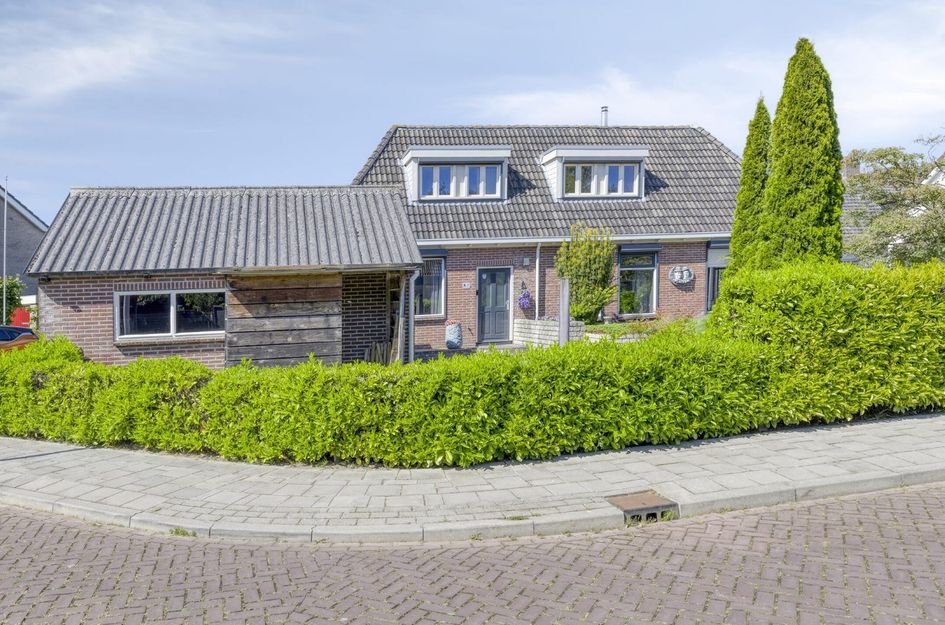 Hoepelweg 8