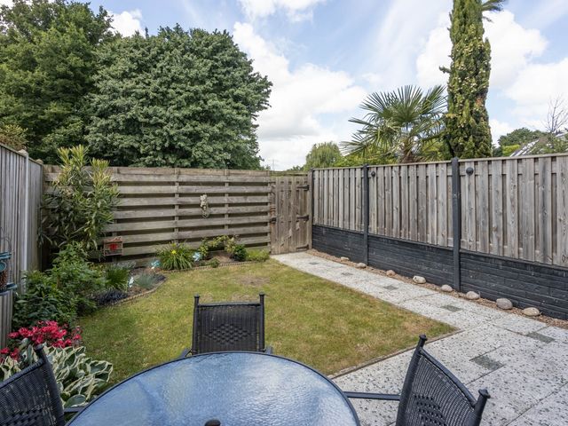 Jachtbuitkreek 11, Spijkenisse