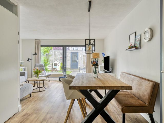 Brielsemeer 54, Barendrecht