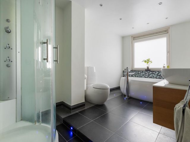 Marineblauw 121, Zoetermeer
