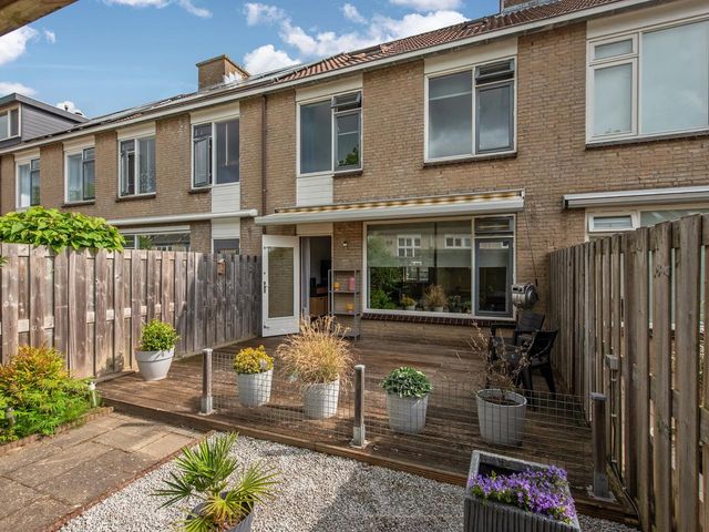 Reeweide 19, Zoetermeer