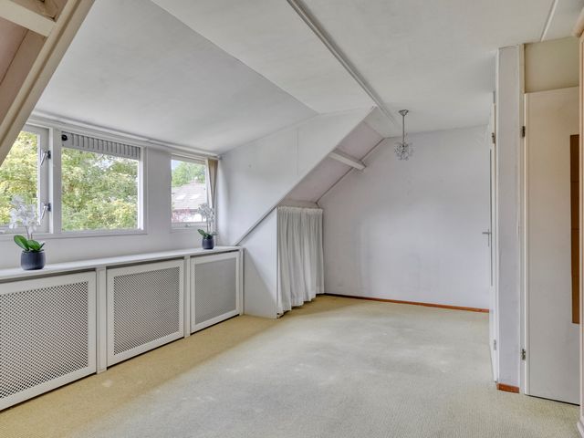 IJsdans 30, Capelle aan den IJssel