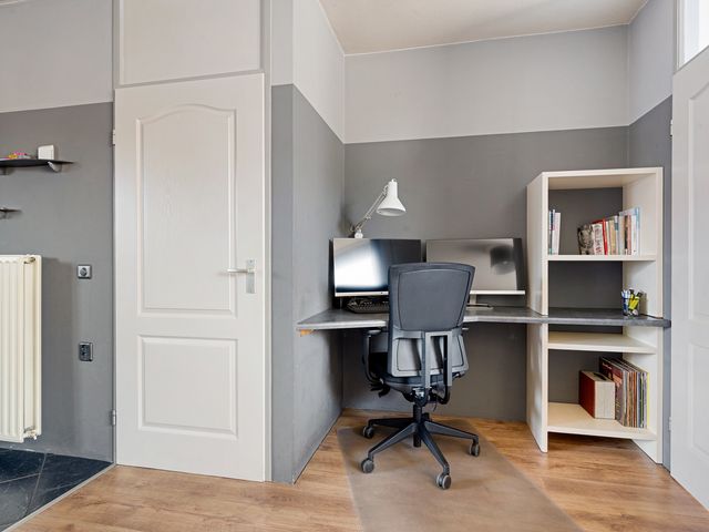 De Klamp 8, Erica