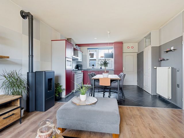 De Klamp 8, Erica