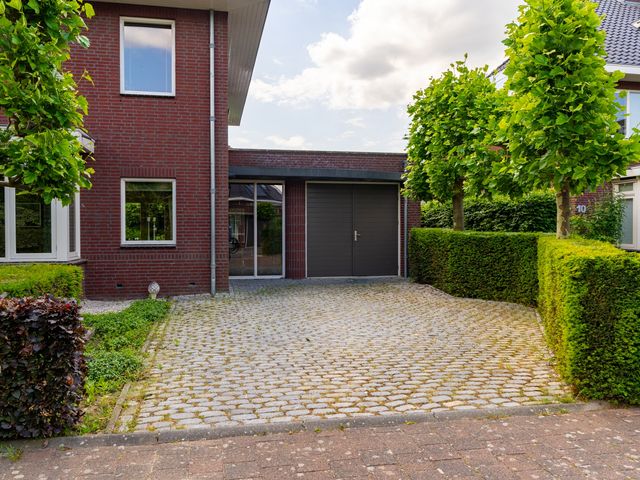 Ravelijn 14, Woudrichem