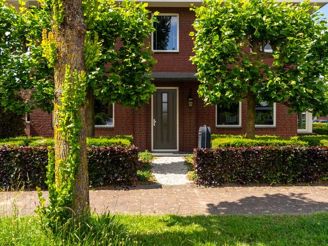 Ravelijn 14, Woudrichem