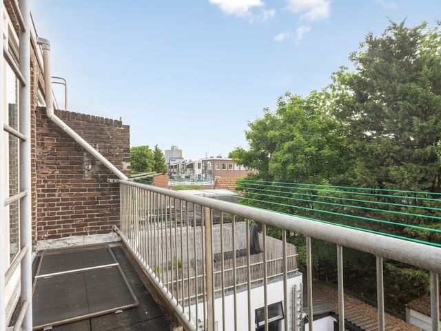 Van Dijckstraat 28A, Schiedam